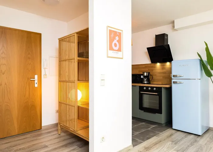 Staytime - Canopy Loft Apartment *